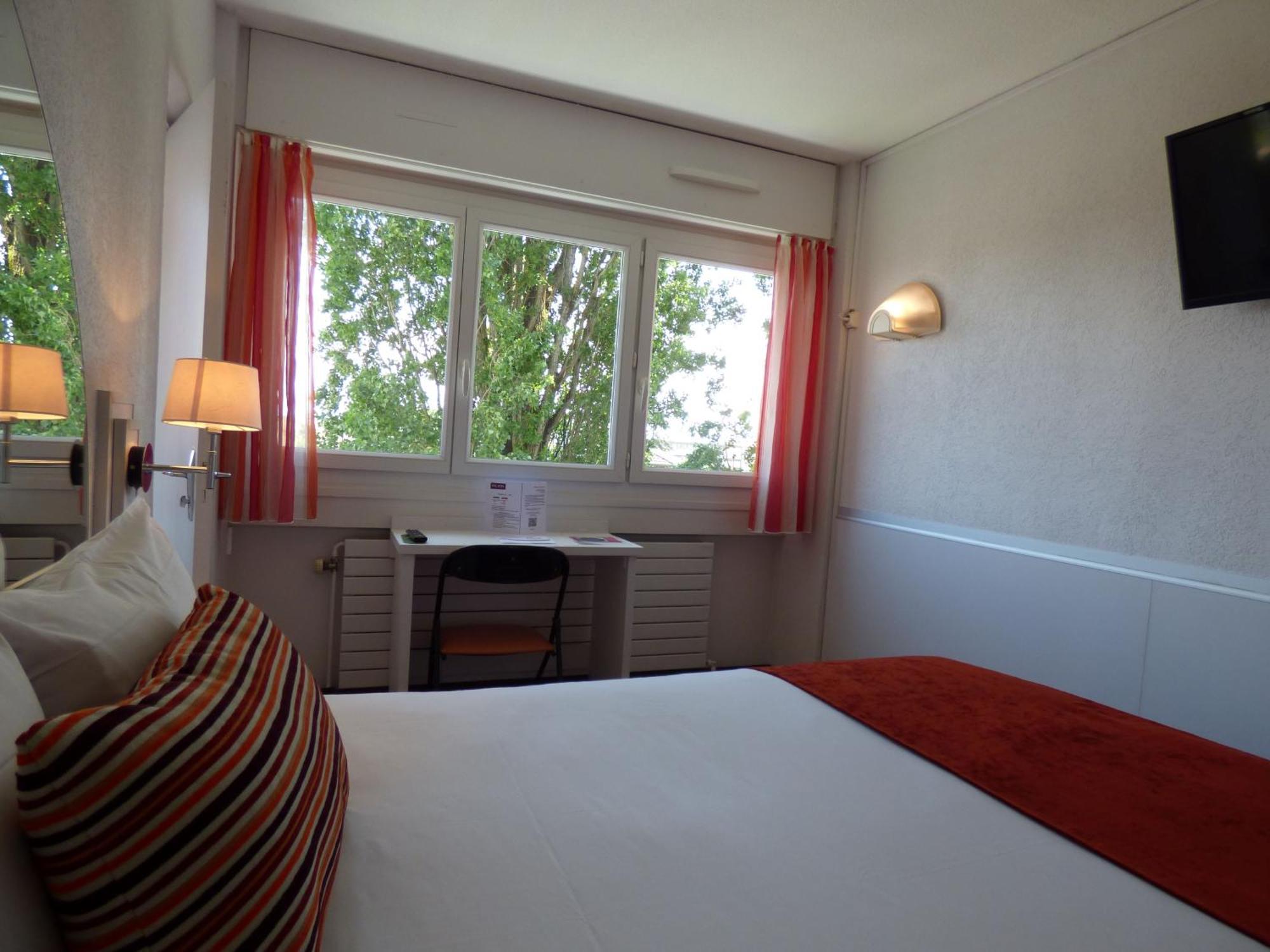 Mâcon Cit'Hotel Escatel מראה חיצוני תמונה