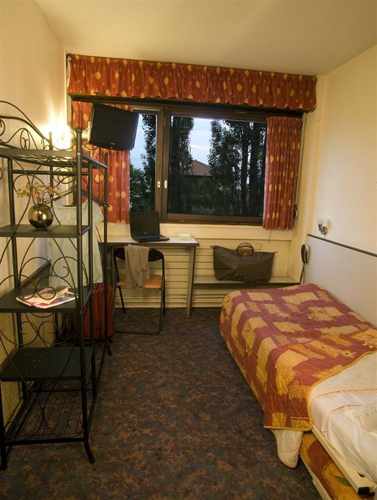 Mâcon Cit'Hotel Escatel מראה חיצוני תמונה